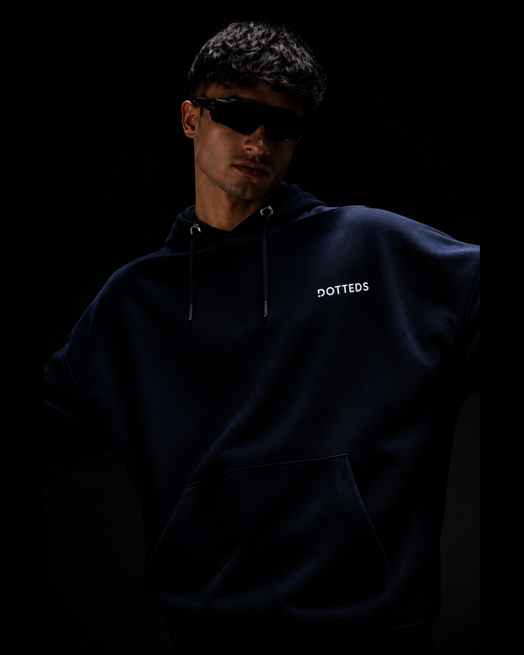 Men’s Oversized Streetwear Hoodie with Artistic Back Print