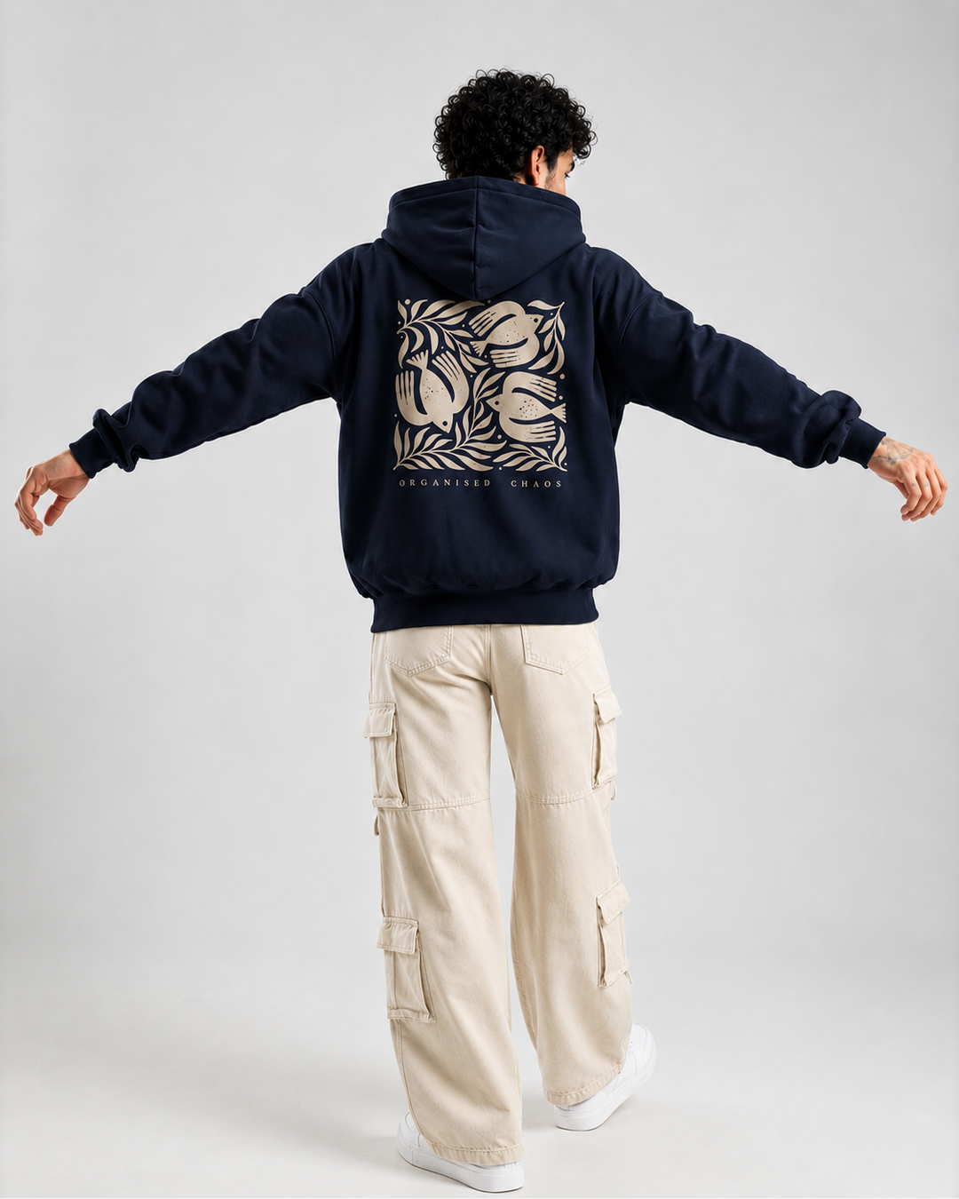 Men’s Oversized Streetwear Hoodie with Artistic Back Print